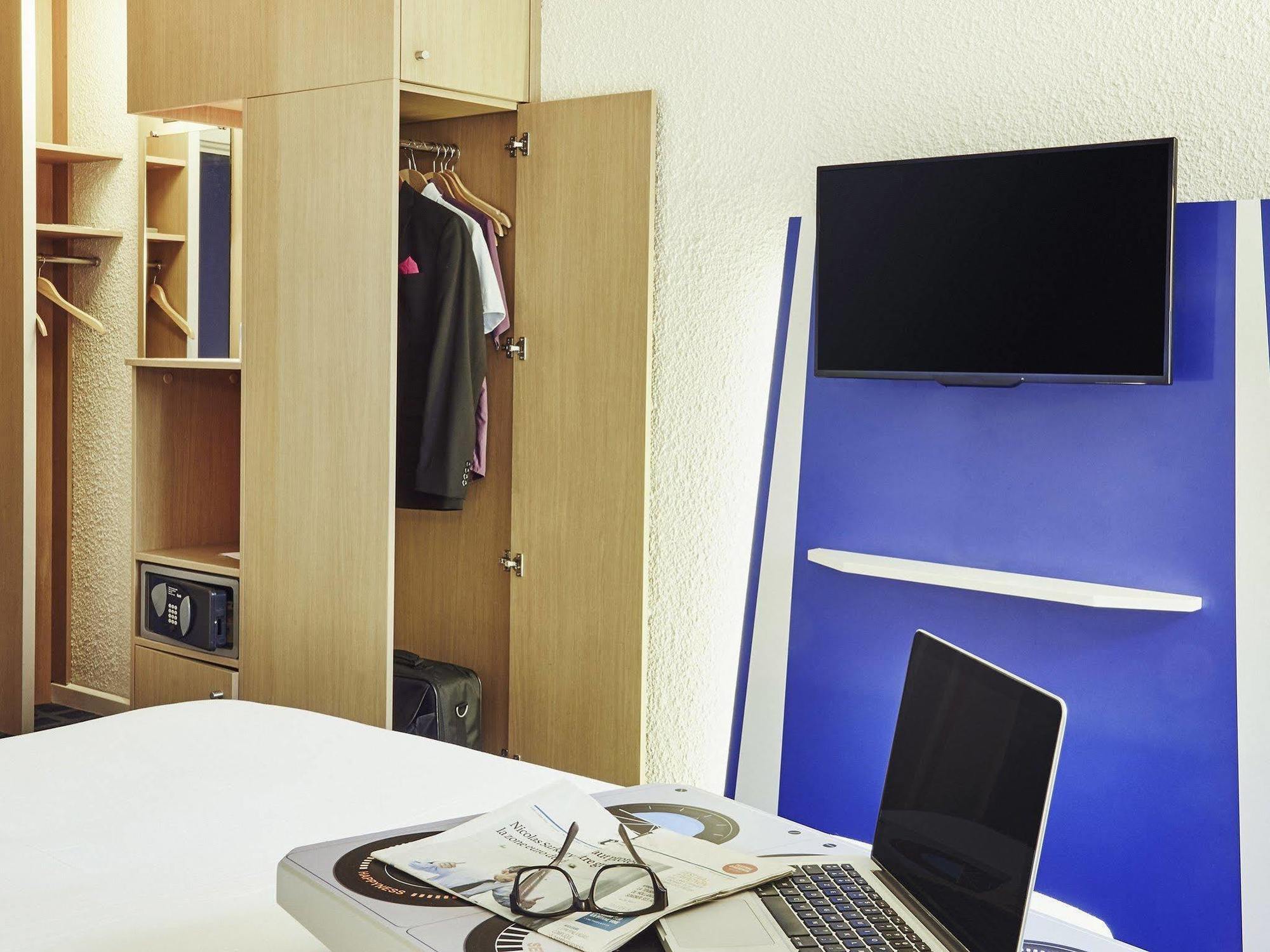 Ibis Styles Marseille Aeroport Otel Vitrolles  Dış mekan fotoğraf