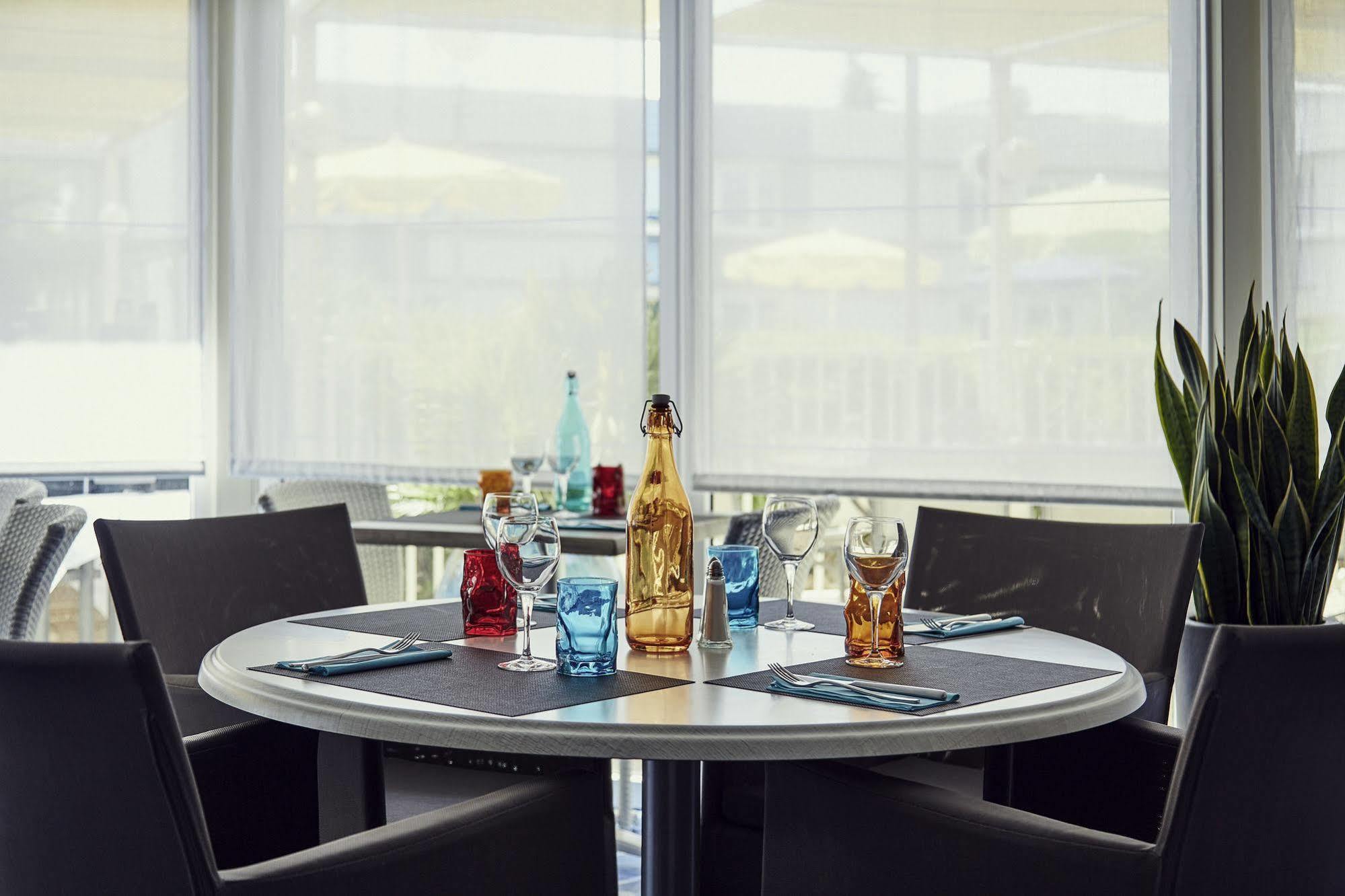 Ibis Styles Marseille Aeroport Otel Vitrolles  Dış mekan fotoğraf